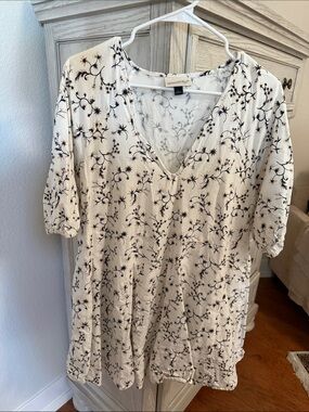 Universal Thread Cream Mini Dress with Black Floral Print